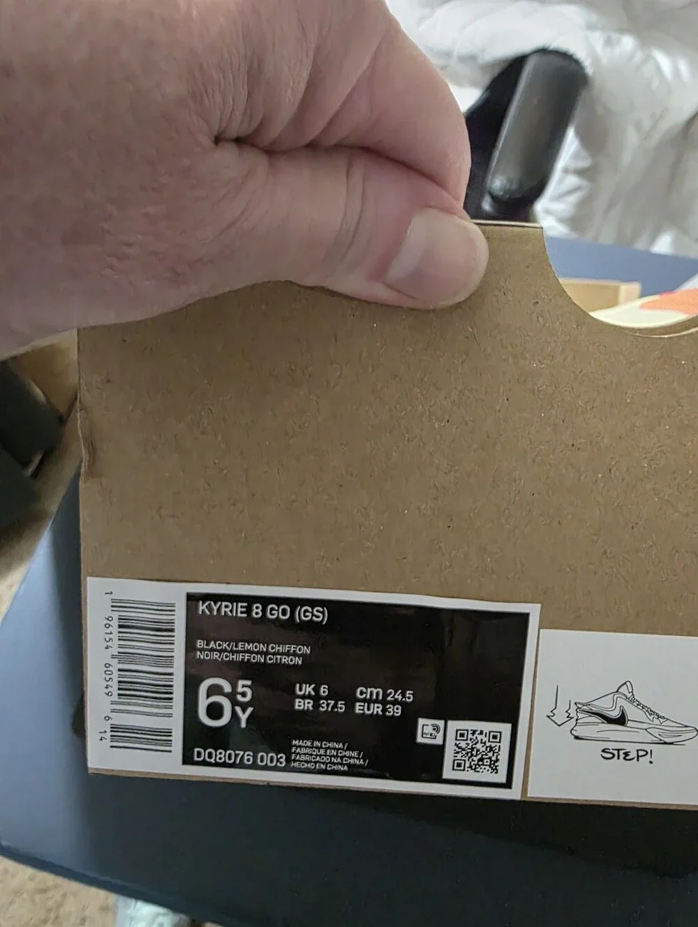 Nike Kyrie 8 GO Size 6.5yt8w Athletic Sneakers — Neon Yellow & Red